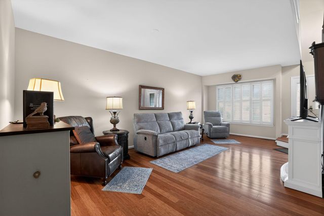 1307 HARNESS LN, Chester Springs, PA 19425