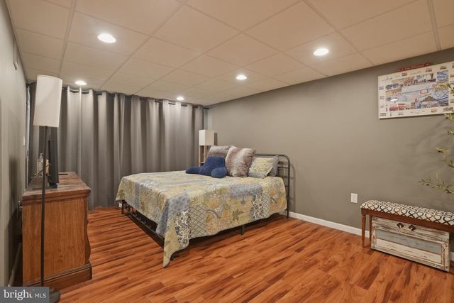 1307 HARNESS LN, Chester Springs, PA 19425