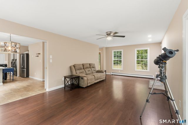 436 Tiffany Lane, Bristol, CT 06010