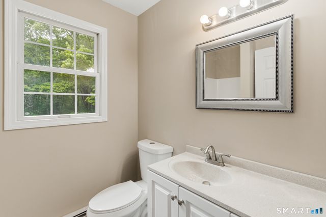 436 Tiffany Lane, Bristol, CT 06010