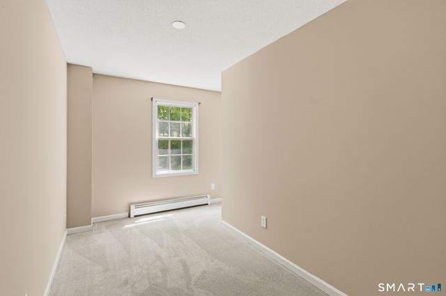 436 Tiffany Lane, Bristol, CT 06010