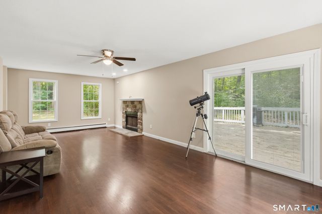 436 Tiffany Lane, Bristol, CT 06010