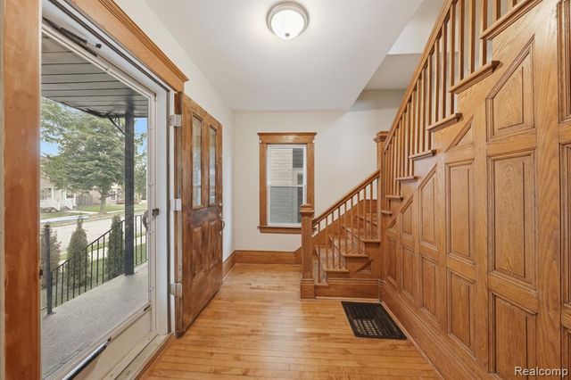 99 South Avenue, Mount Clemens, MI 48043
