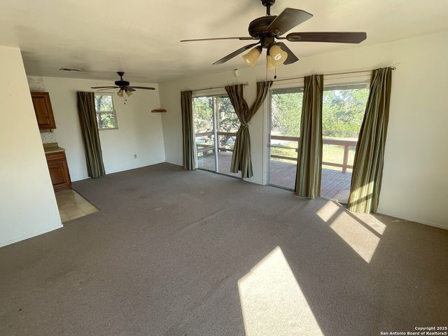 173 Water Oak, Canyon Lake, TX 78133