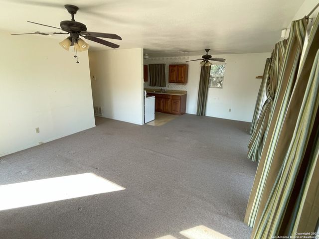 173 Water Oak, Canyon Lake, TX 78133