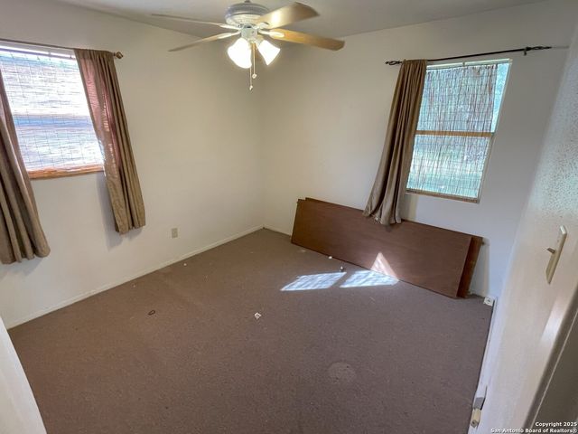 173 Water Oak, Canyon Lake, TX 78133
