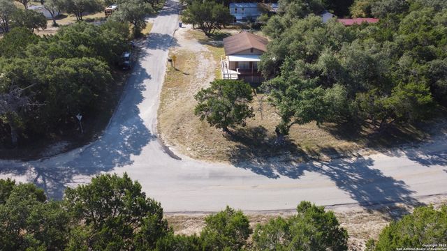 173 Water Oak, Canyon Lake, TX 78133