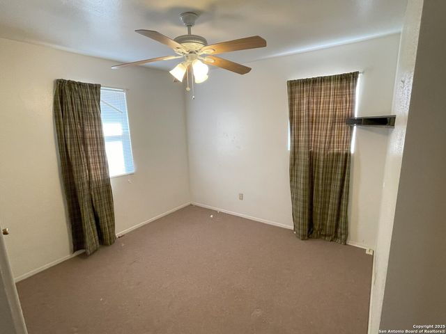 173 Water Oak, Canyon Lake, TX 78133
