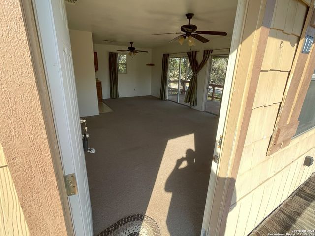 173 Water Oak, Canyon Lake, TX 78133