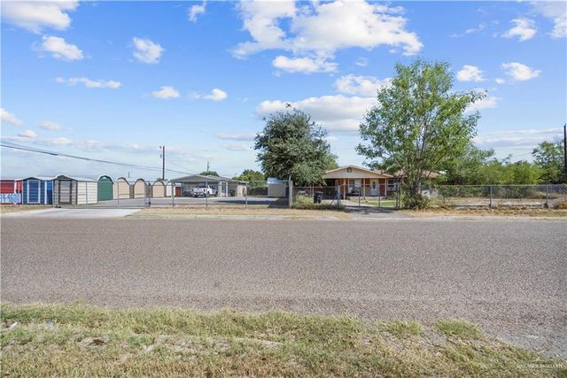 1106 N Alton Boulevard, Alton, TX 78573