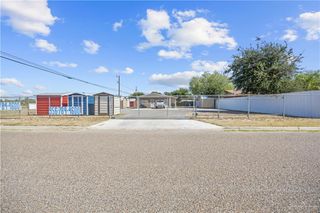1106 N Alton Boulevard, Alton, TX 78573
