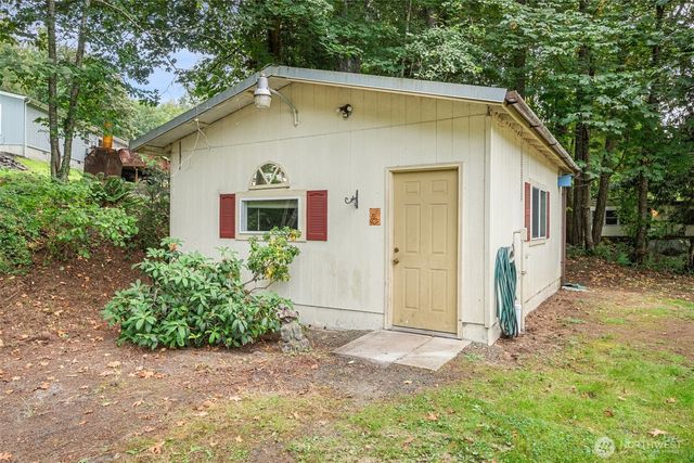 11 SE Fuchsia Avenue, Shelton, WA 98584