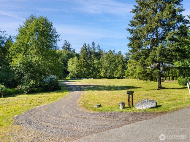 11 SE Fuchsia Avenue, Shelton, WA 98584