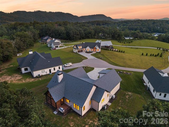 144 Golden Pasture Drive, Fletcher, NC 28732