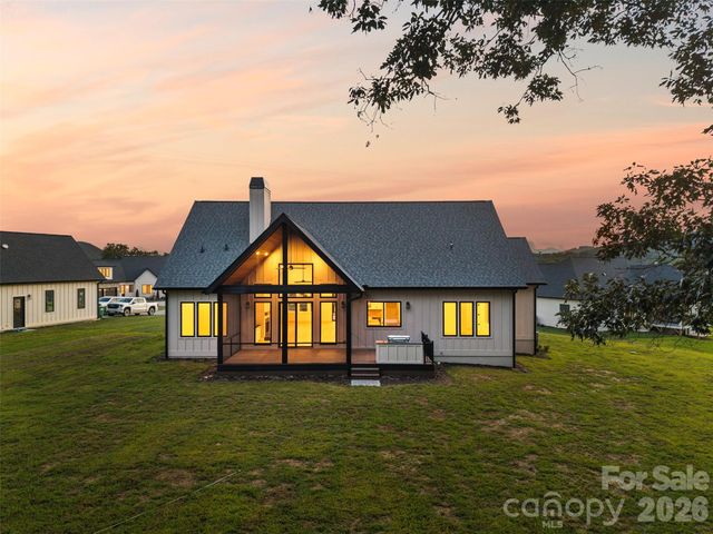 144 Golden Pasture Drive, Fletcher, NC 28732