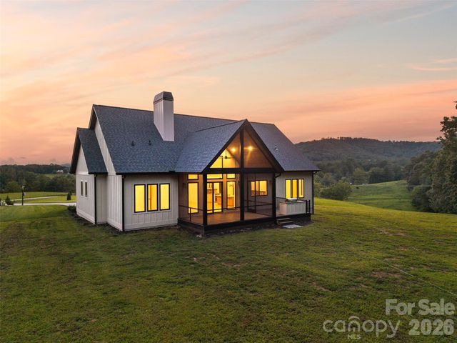 144 Golden Pasture Drive, Fletcher, NC 28732