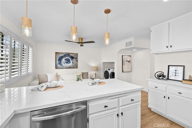 6201 Shoup 67, Woodland Hills, CA 91367