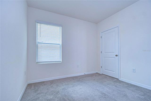 5460 WARRINGTON TOWN PATH, Wesley Chapel, FL 33545