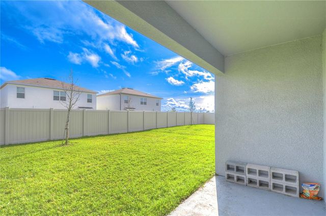 5460 WARRINGTON TOWN PATH, Wesley Chapel, FL 33545