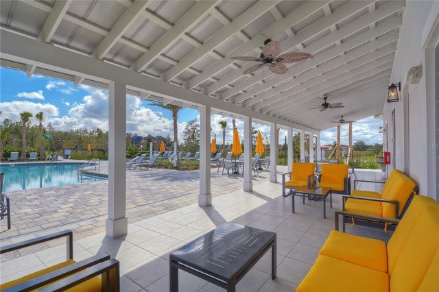5460 WARRINGTON TOWN PATH, Wesley Chapel, FL 33545