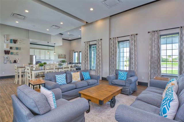 5460 WARRINGTON TOWN PATH, Wesley Chapel, FL 33545