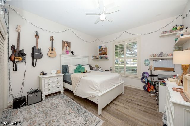 8137 Ronda CT, Naples, FL 34109
