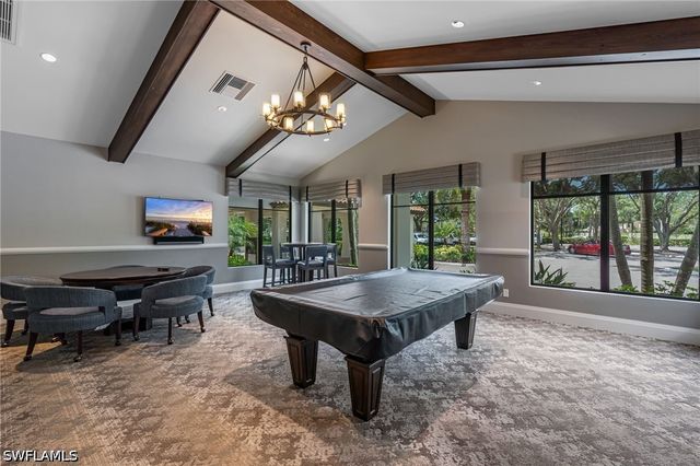 8137 Ronda CT, Naples, FL 34109