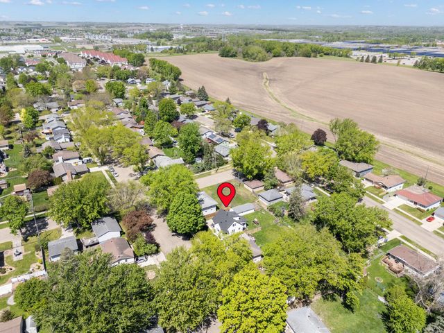 2435 25th Street NW, Rochester, MN 55901