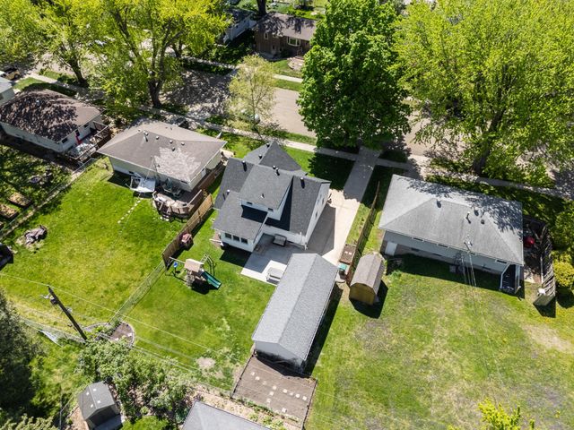 2435 25th Street NW, Rochester, MN 55901