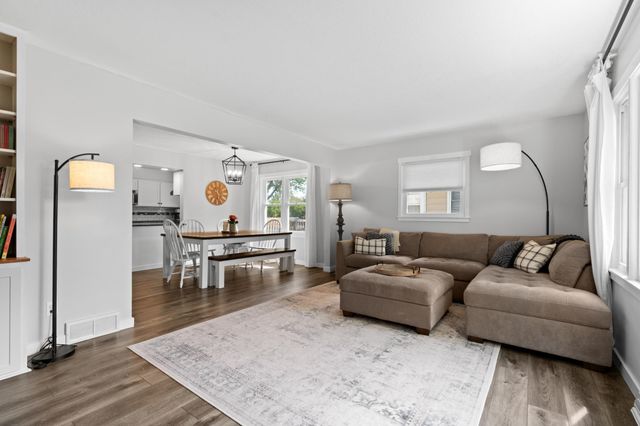2435 25th Street NW, Rochester, MN 55901