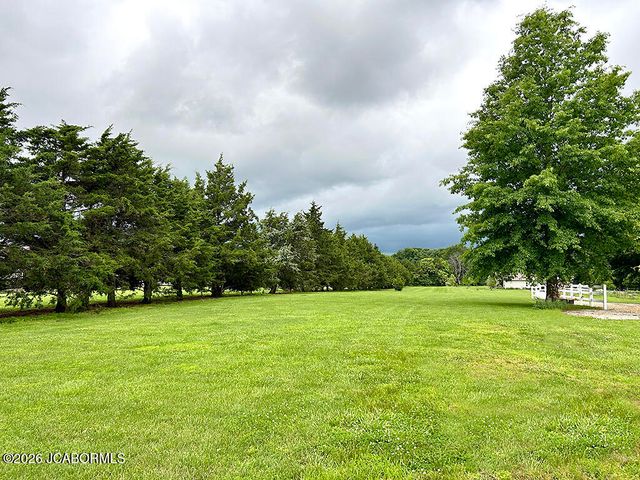 5000 E EAGLE RIDGE ROAD, Columbia, MO 65201