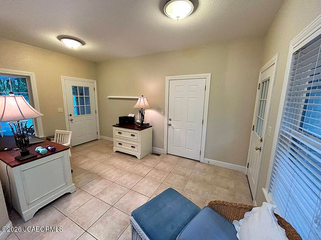 5000 E EAGLE RIDGE ROAD, Columbia, MO 65201