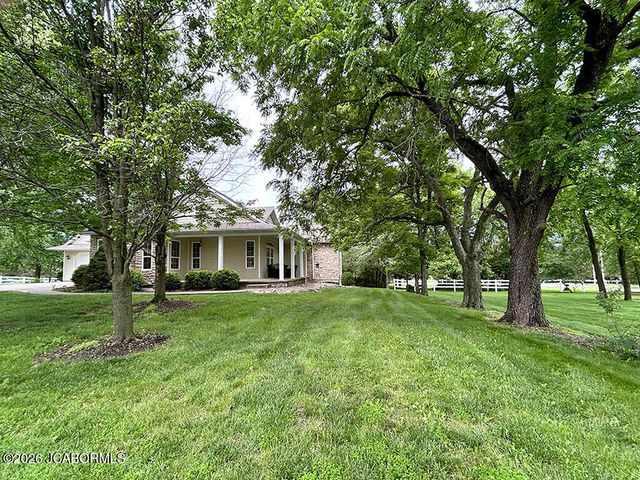 5000 E EAGLE RIDGE ROAD, Columbia, MO 65201