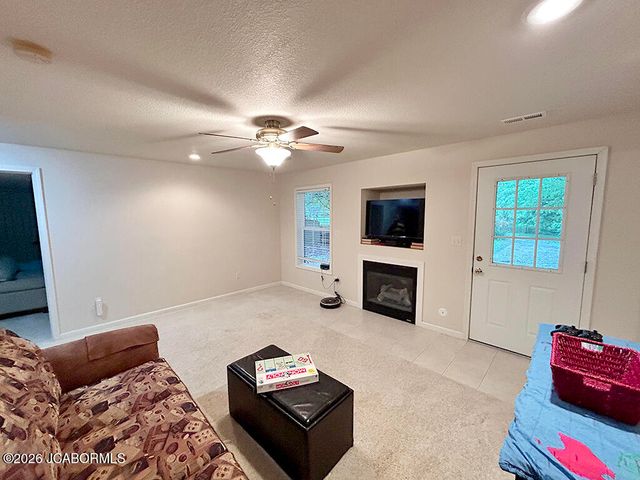 5000 E EAGLE RIDGE ROAD, Columbia, MO 65201