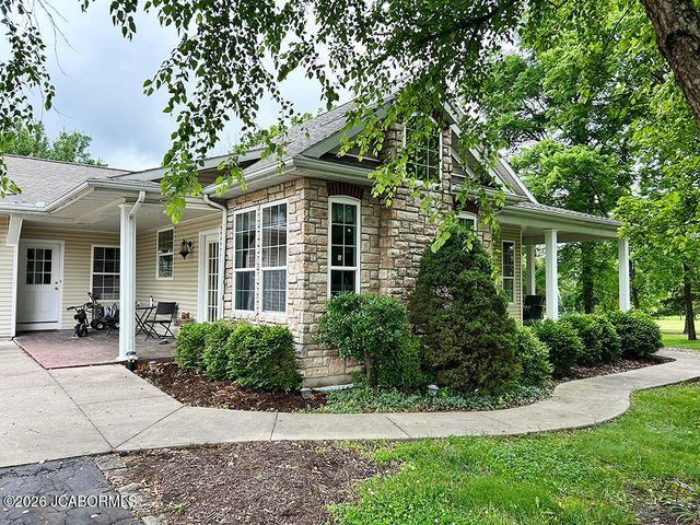 5000 E EAGLE RIDGE ROAD, Columbia, MO 65201