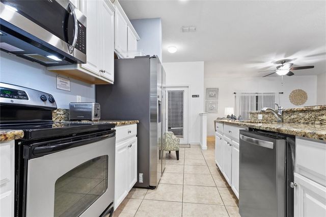 8966 CAT PALM ROAD, Kissimmee, FL 34747