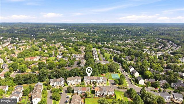 6389 SAINT TIMOTHYS LN, Centreville, VA 20121