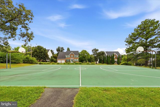 6389 SAINT TIMOTHYS LN, Centreville, VA 20121