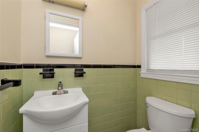 19 Anstice Street, Oyster Bay, NY 11771