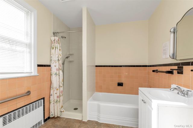 19 Anstice Street, Oyster Bay, NY 11771