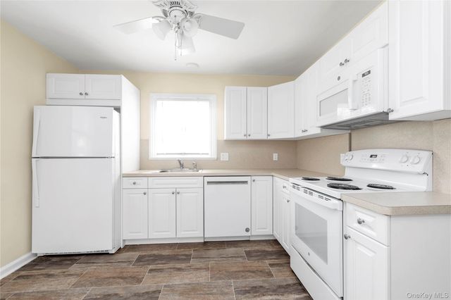 19 Anstice Street, Oyster Bay, NY 11771