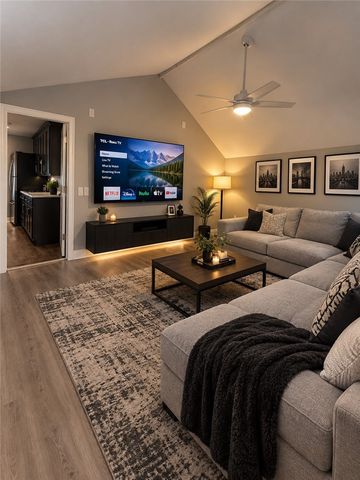 10 harris Avenue, Johnston, RI 02919