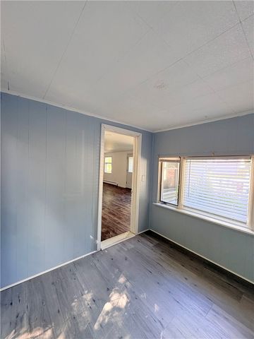 10 harris Avenue, Johnston, RI 02919