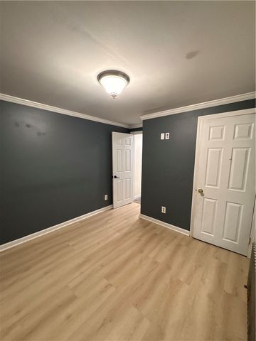 10 harris Avenue, Johnston, RI 02919