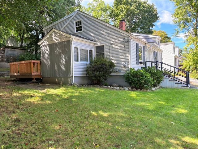 10 harris Avenue, Johnston, RI 02919