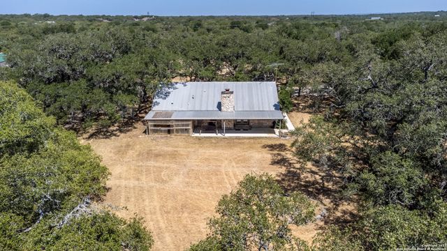 1657 Acacia Pkwy, Spring Branch, TX 78070