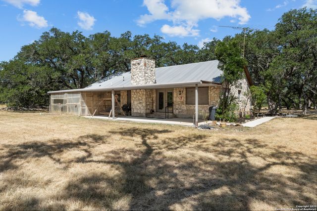 1657 Acacia Pkwy, Spring Branch, TX 78070