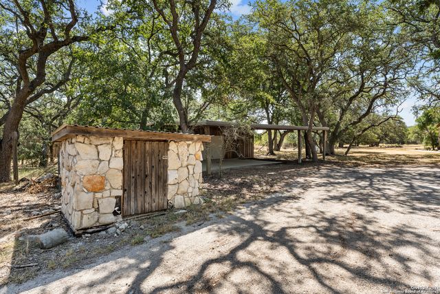 1657 Acacia Pkwy, Spring Branch, TX 78070