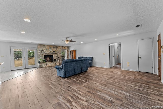 1657 Acacia Pkwy, Spring Branch, TX 78070