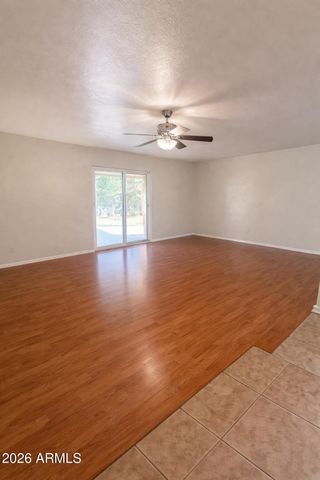 5515 N 62ND Drive, Glendale, AZ 85301